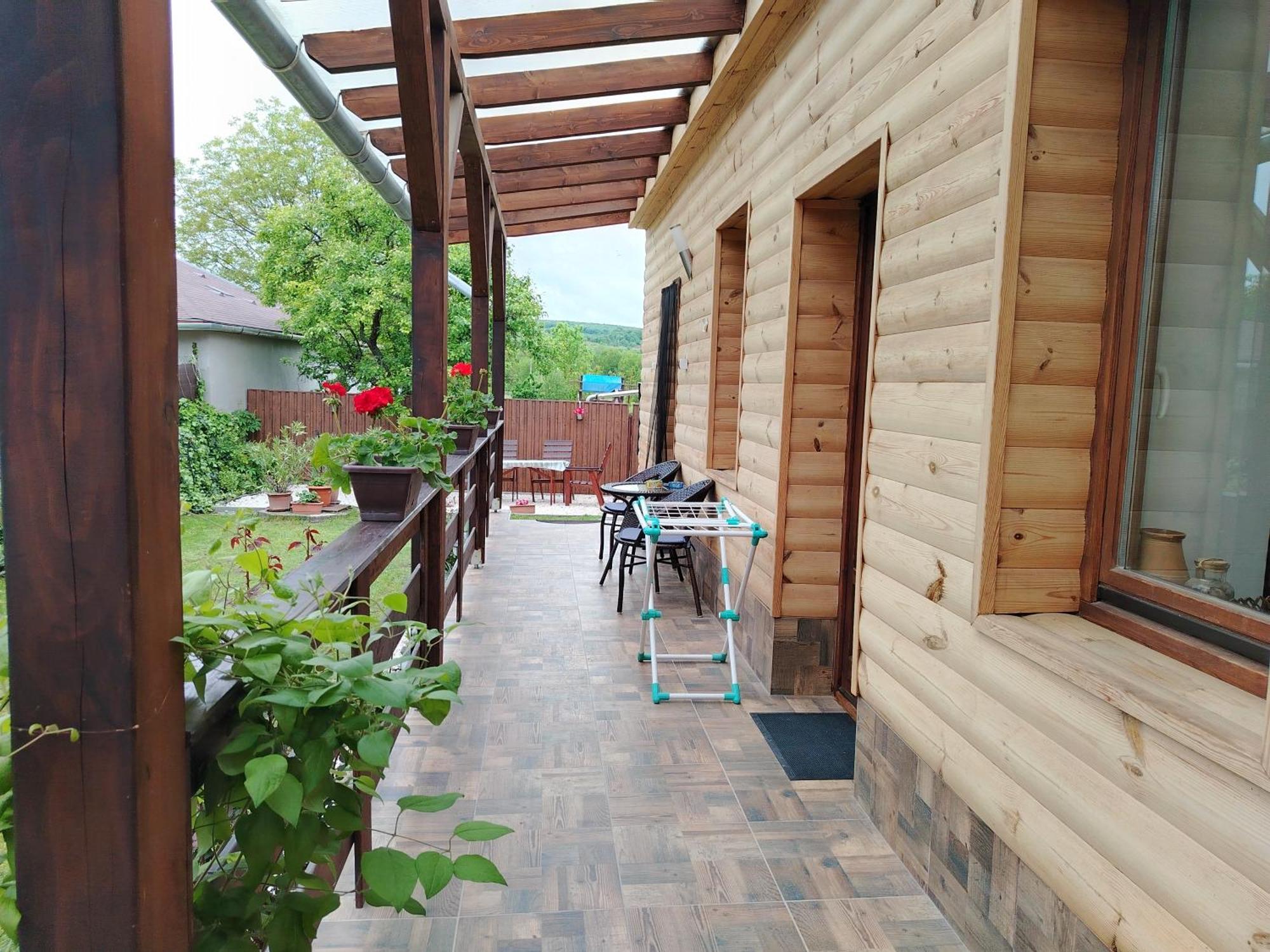 Kaptarko Apartmanhaz Demjén Exterior foto